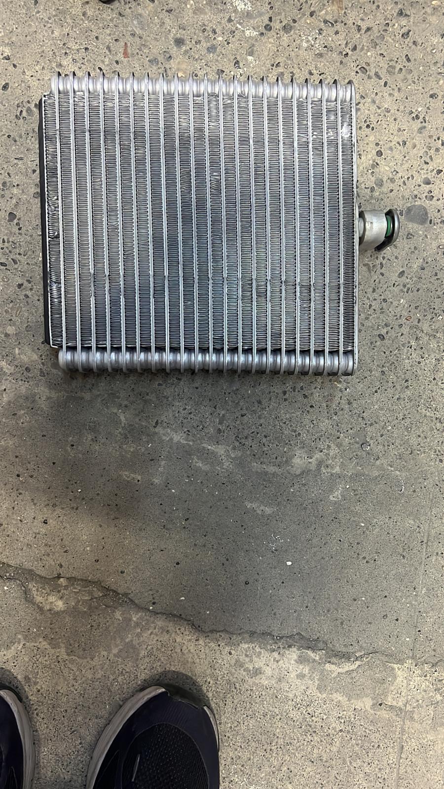 EVAPORATÖR SUMITOMO İŞ MAKİNESİ ( KÜÇÜK MODEL )
